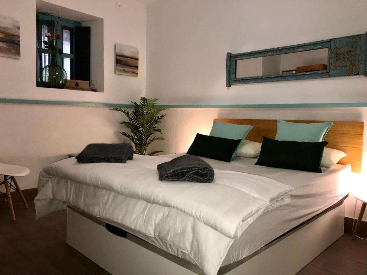 S27 Corral Del Siglo XVI Apartment เซบีญา ภายนอก รูปภาพ
